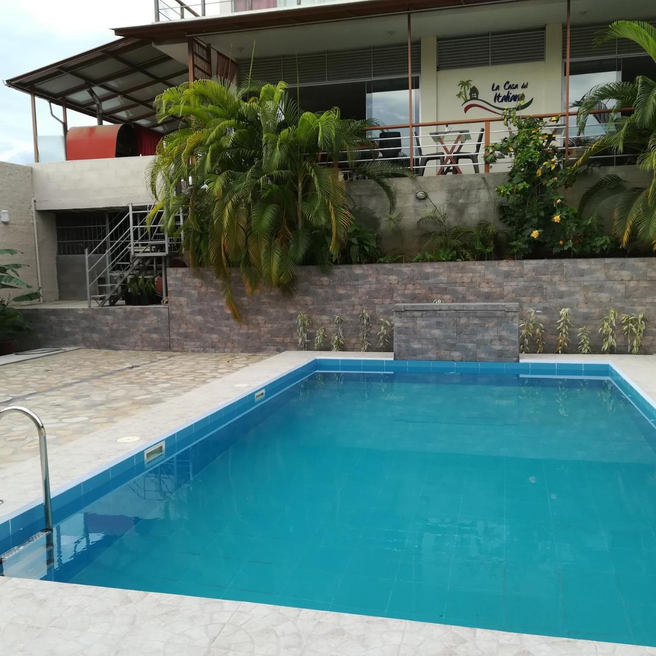 La Casa Del Italiano Bed & Breakfast Tarapoto Exterior photo